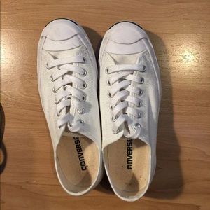 White jack Purcell’s in size 7